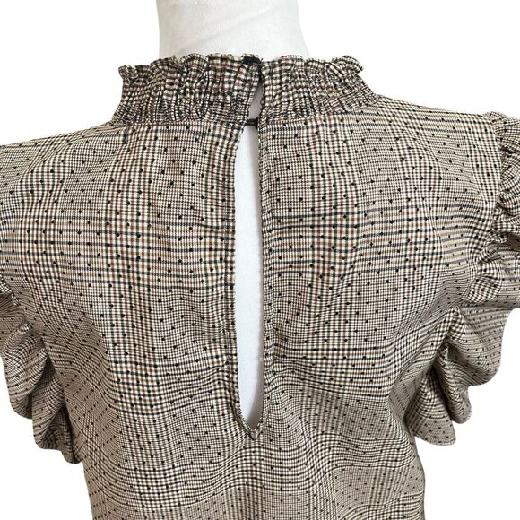 Welcome to my closet! - Picture 5 of 9